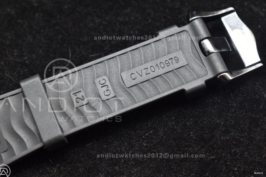 43.5mm 1:1 Black 1070 Strap Best Trendsetting A Black Bezel RG 300m Edition Black VSF Ceramic Rubber Dial on Seamaster 0731
